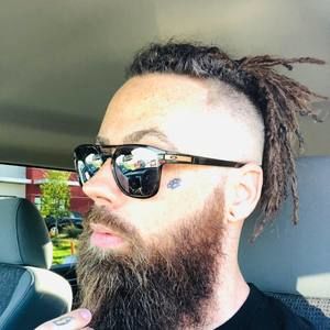 Meet your Posher, Shea